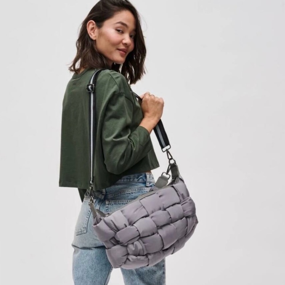 New 🆕 SOL AND SELENE Stylish Crossbody or Shoulder Handbag 👜